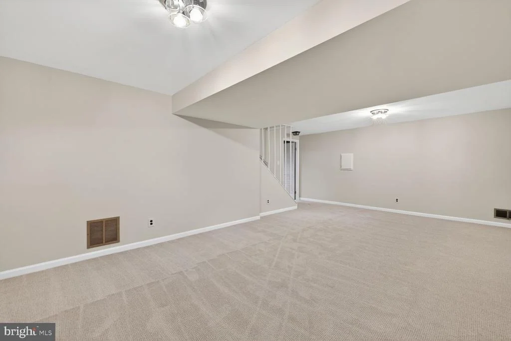 Photo of 1395 STRATTON DRIVE