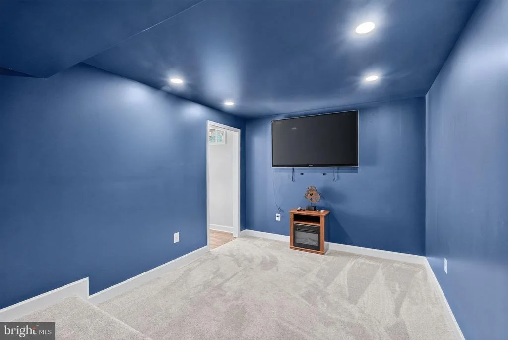Photo of 6518 DEBHILL LANE