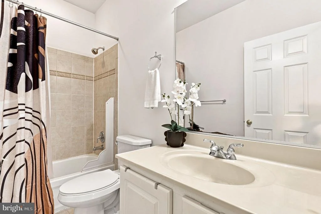 Photo of 6405 IVY SPRING ROAD
