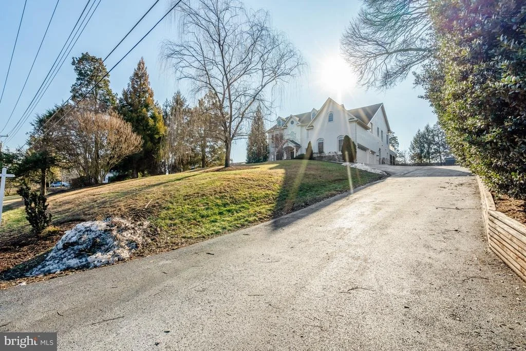 Photo of 1318 KURTZ ROAD