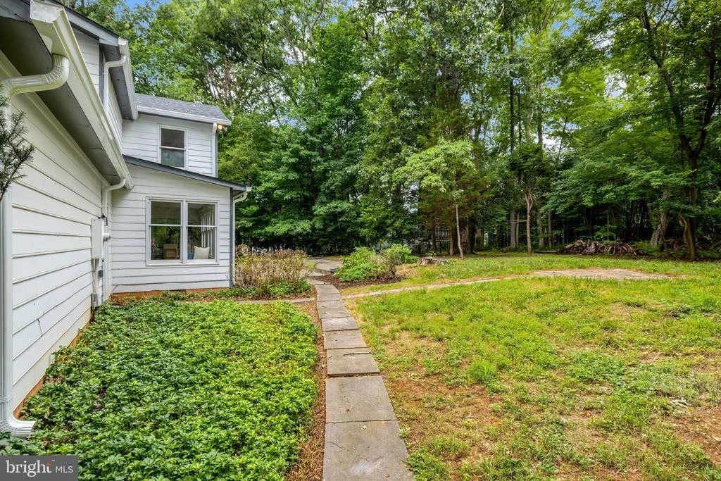 Photo of 1132 SPRINGVALE ROAD