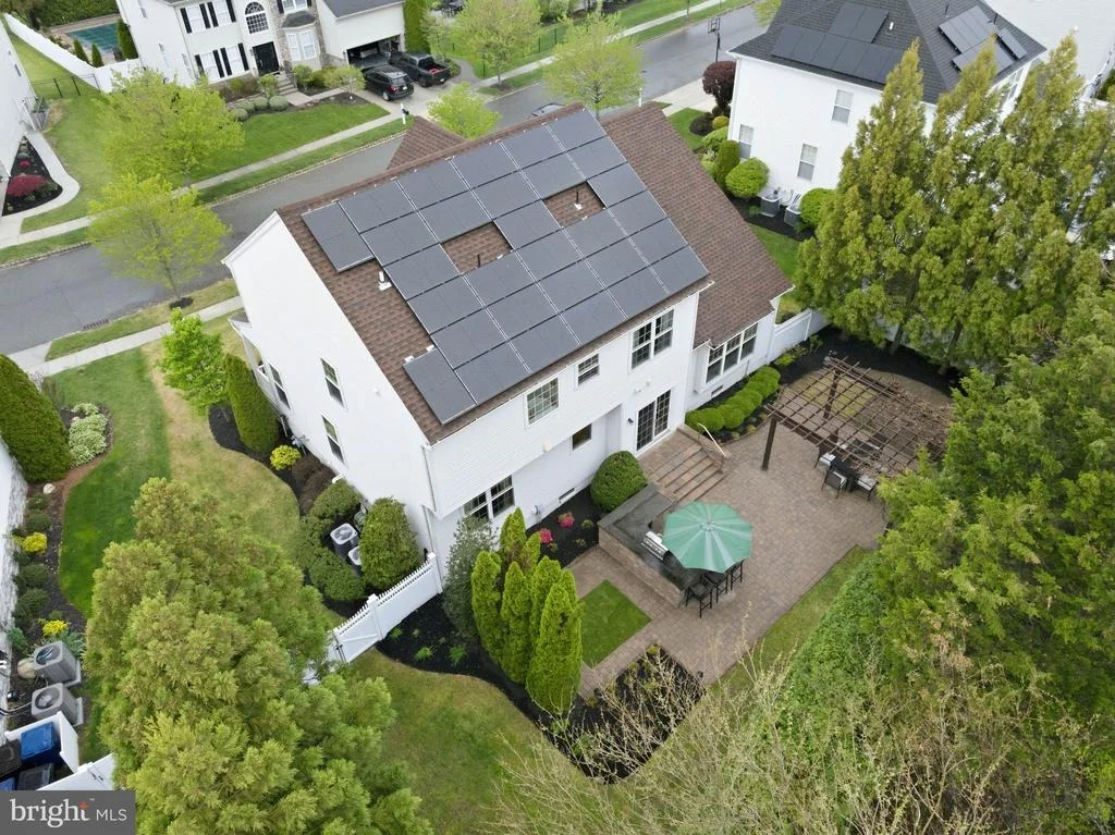 Photo of 616 BAINBRIDGE DRIVE