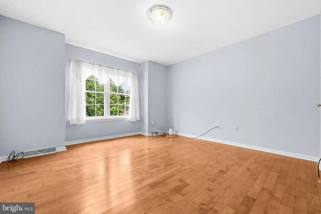 Photo of 704 COLLIER COURT