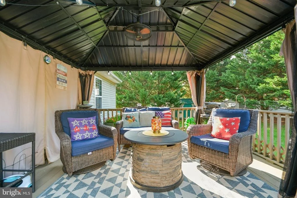 Photo of 16902 READING DRIVE