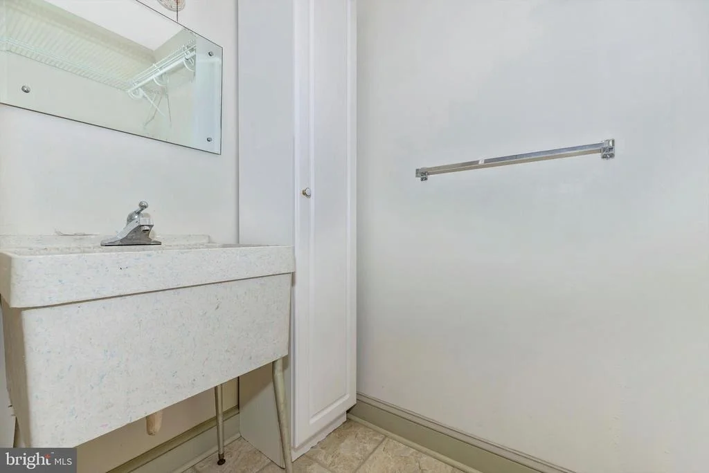 Photo of 403 WALNUT STREET