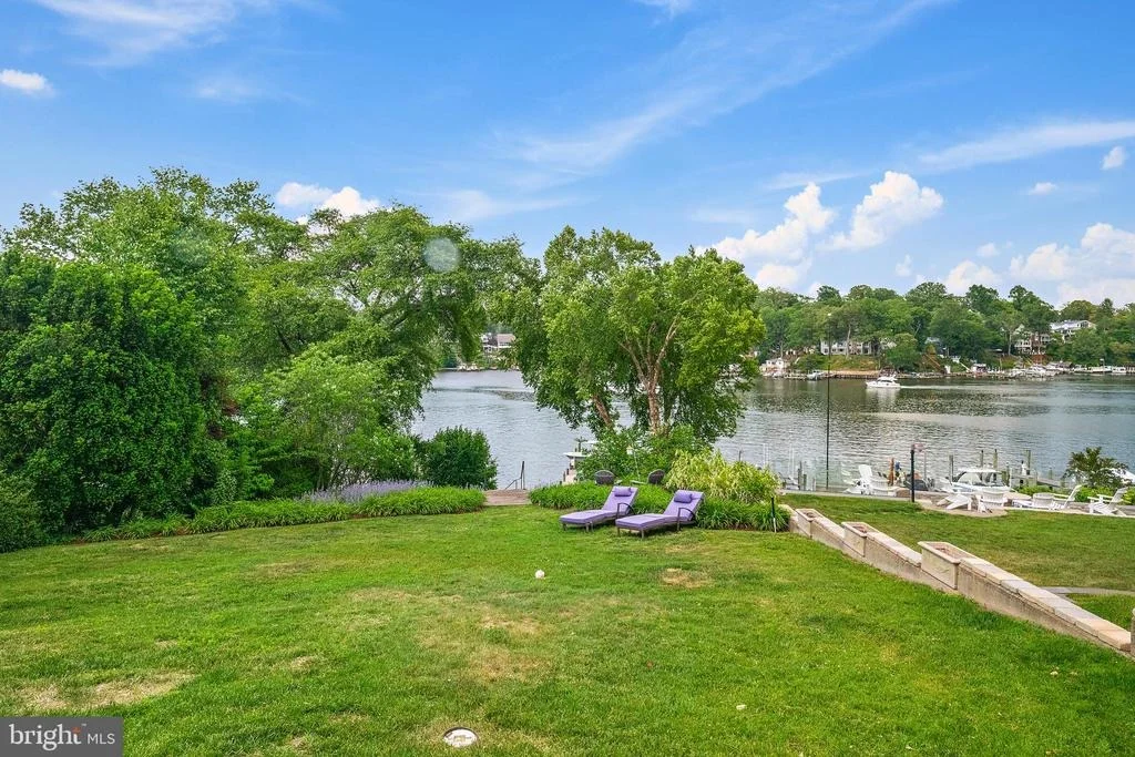 Photo of 1210 SEVERNVIEW DRIVE