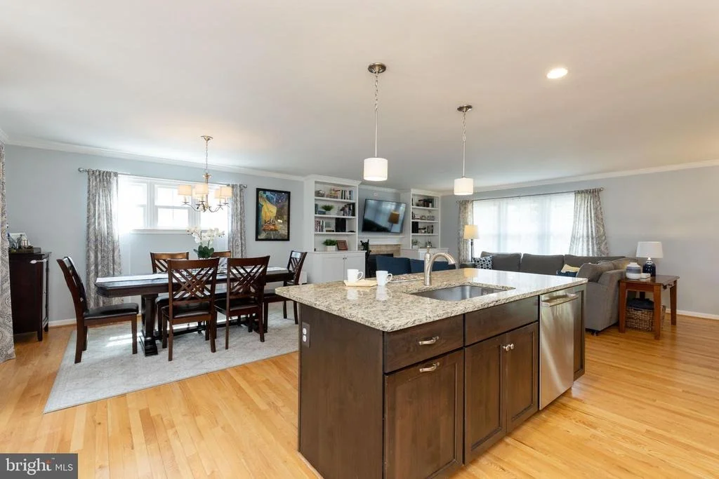 Photo of 3917 KING ARTHUR ROAD