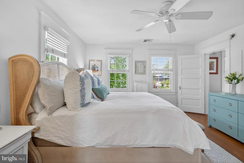 Photo of 829 SAVANNAH ROAD