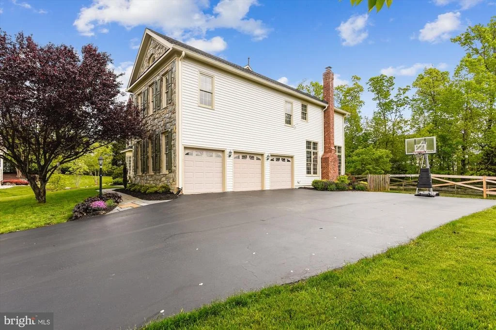 Photo of 12681 CRABTREE FALLS DRIVE