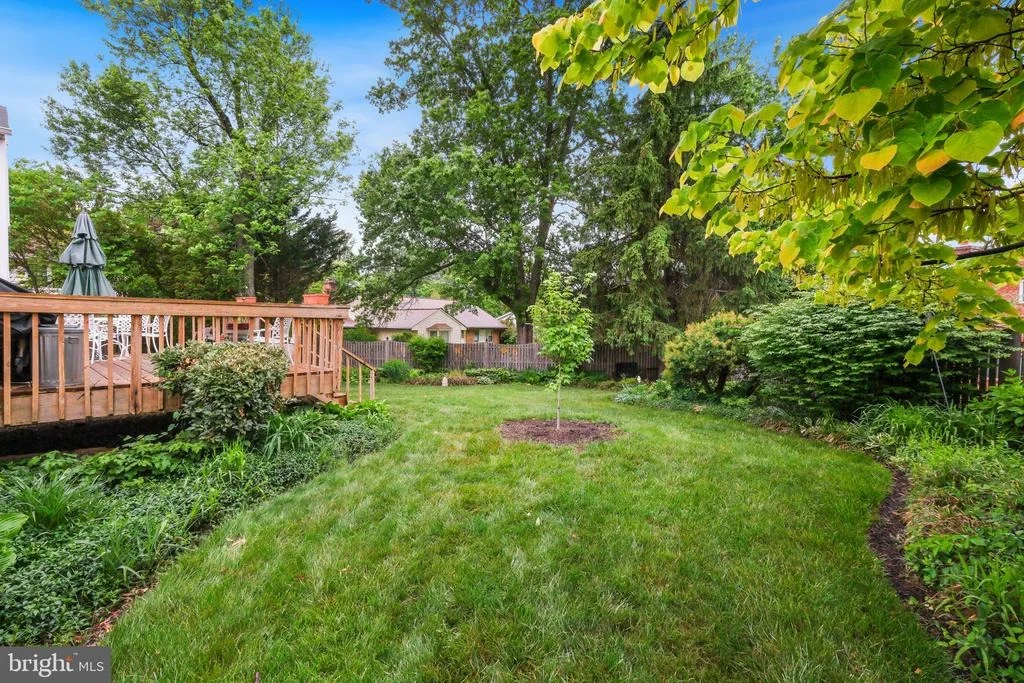 Photo of 8815 POSTOAK ROAD