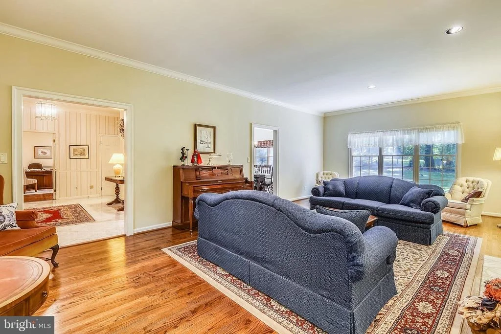 Photo of 7700 WARFIELD ROAD