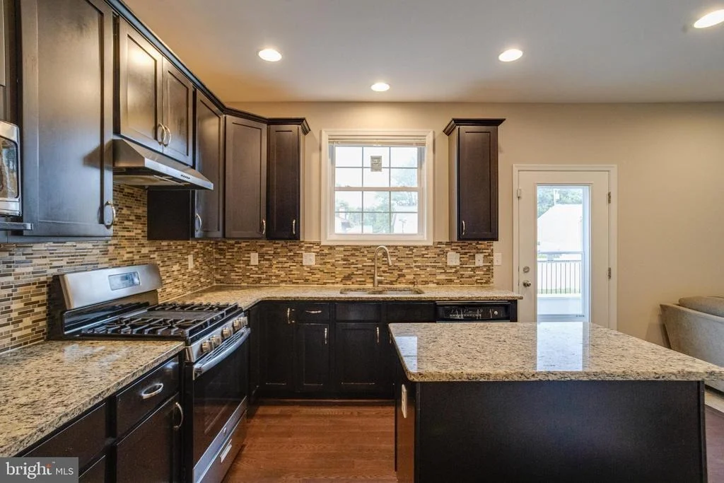 Photo of 1236 FRANCES PLACE