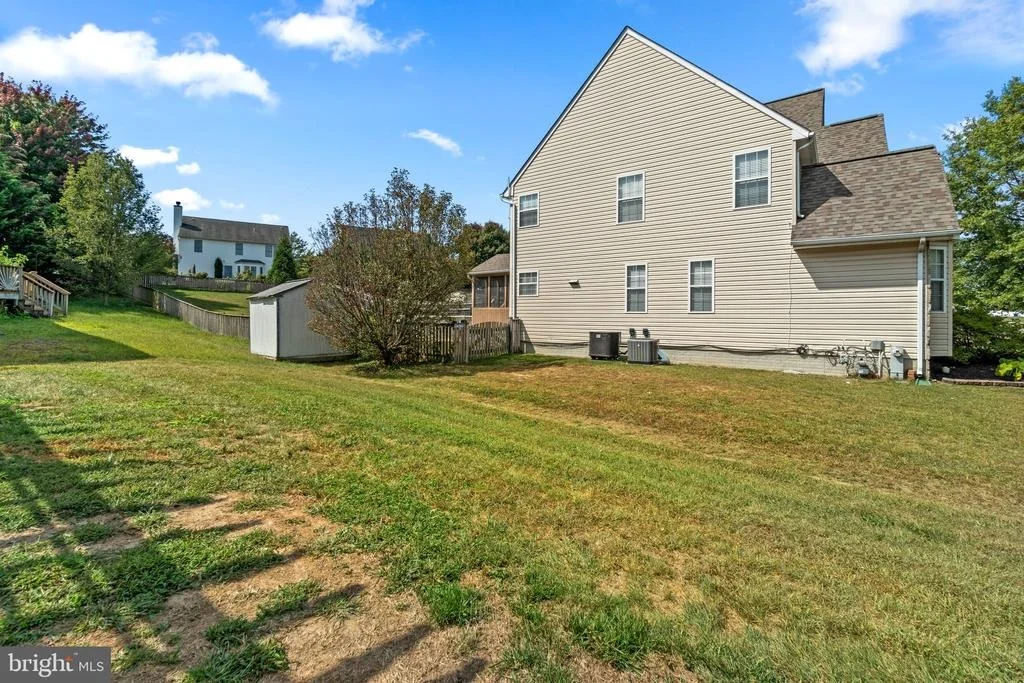 Photo of 814 WELLESLEY COURT