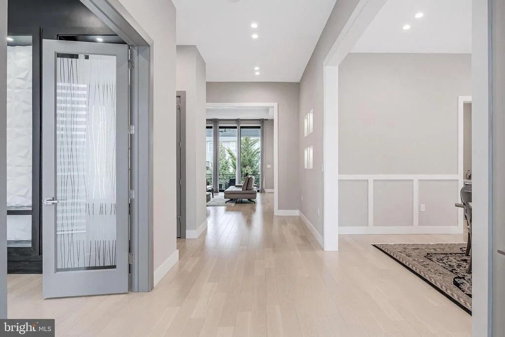 Photo of 908 WALKER ROAD