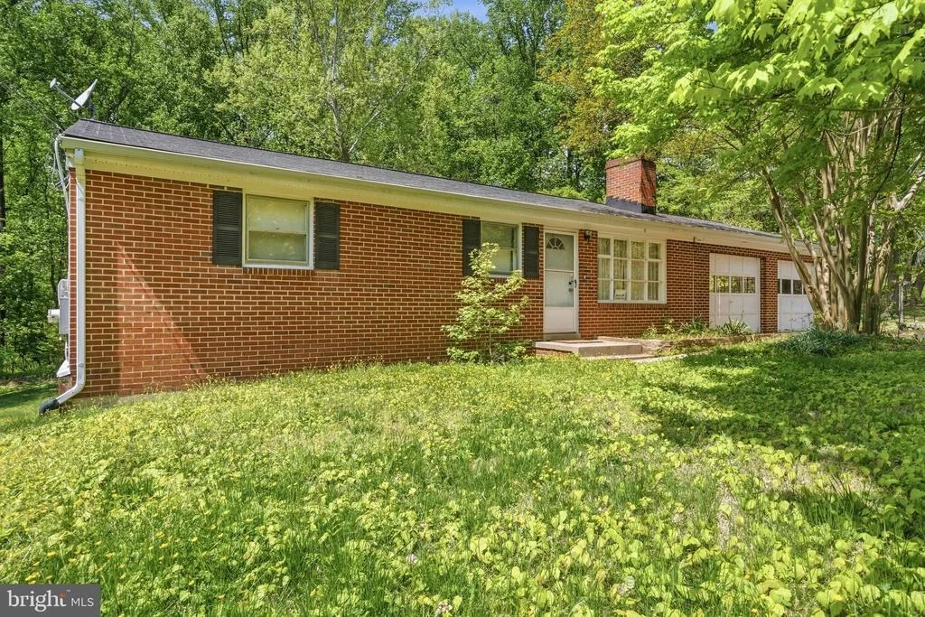 Photo of 12404 WALLACE LANE