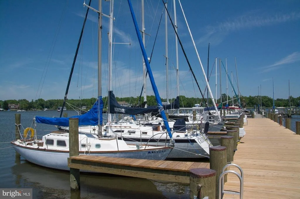 Photo of 621 HARBOR DRIVE