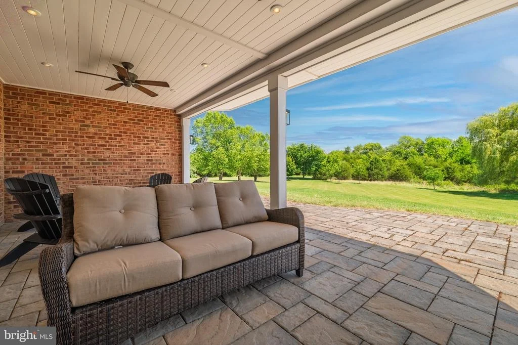 Photo of 20882 MCINTOSH PLACE