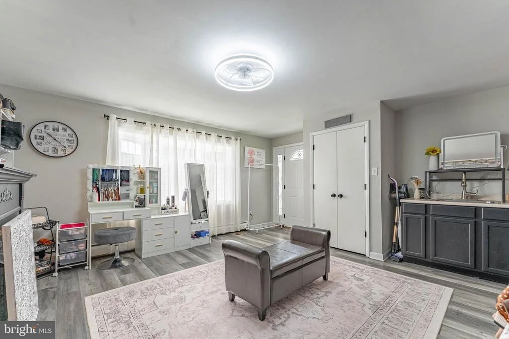 Photo of 20 WALNUT STREET