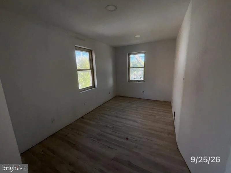 Photo of 749 ADRIAN STREET SE
