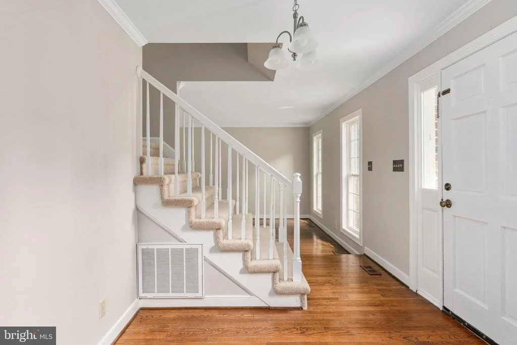 Photo of 9 SANFORD CIRCLE