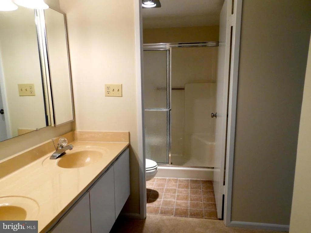 Photo of Unit 3614 at 15115 INTERLACHEN DRIVE