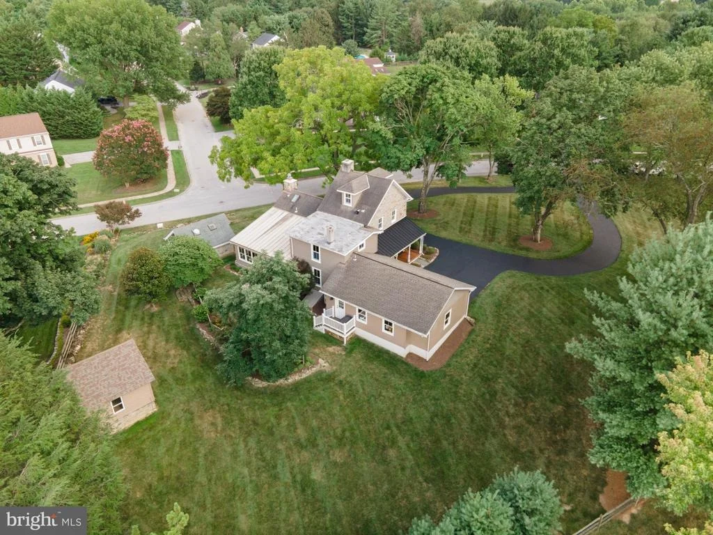 Photo of 1102 DULANEY GATE CIRCLE