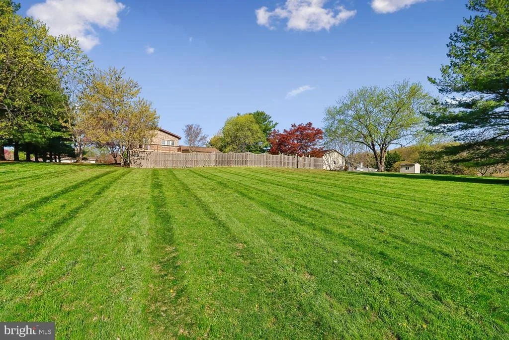 Photo of 7993 PLEASANT COURT