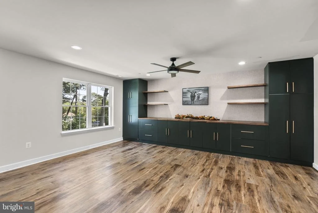 Photo of 556 SUNSET KNOLL ROAD