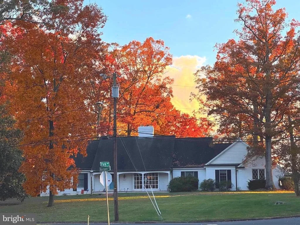 Photo of 9507 NELSON LANE