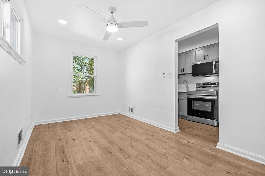 Photo of 1130 46TH PLACE SE