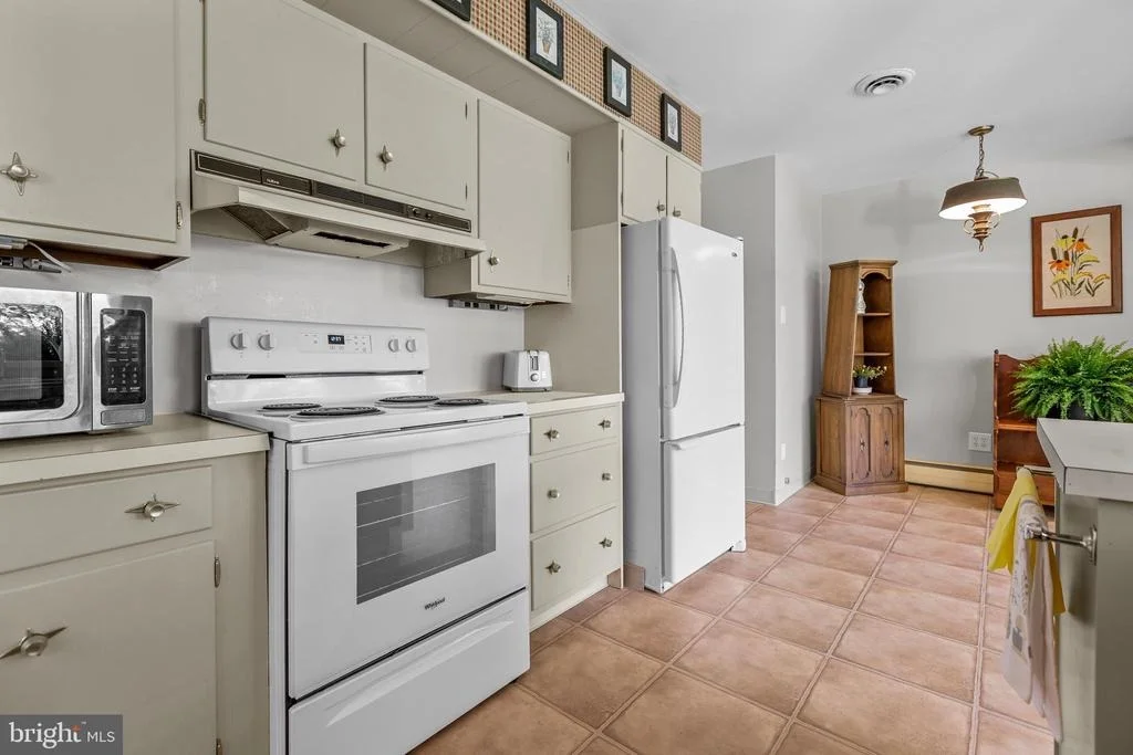 Photo of 87 HILLSIDE DRIVE