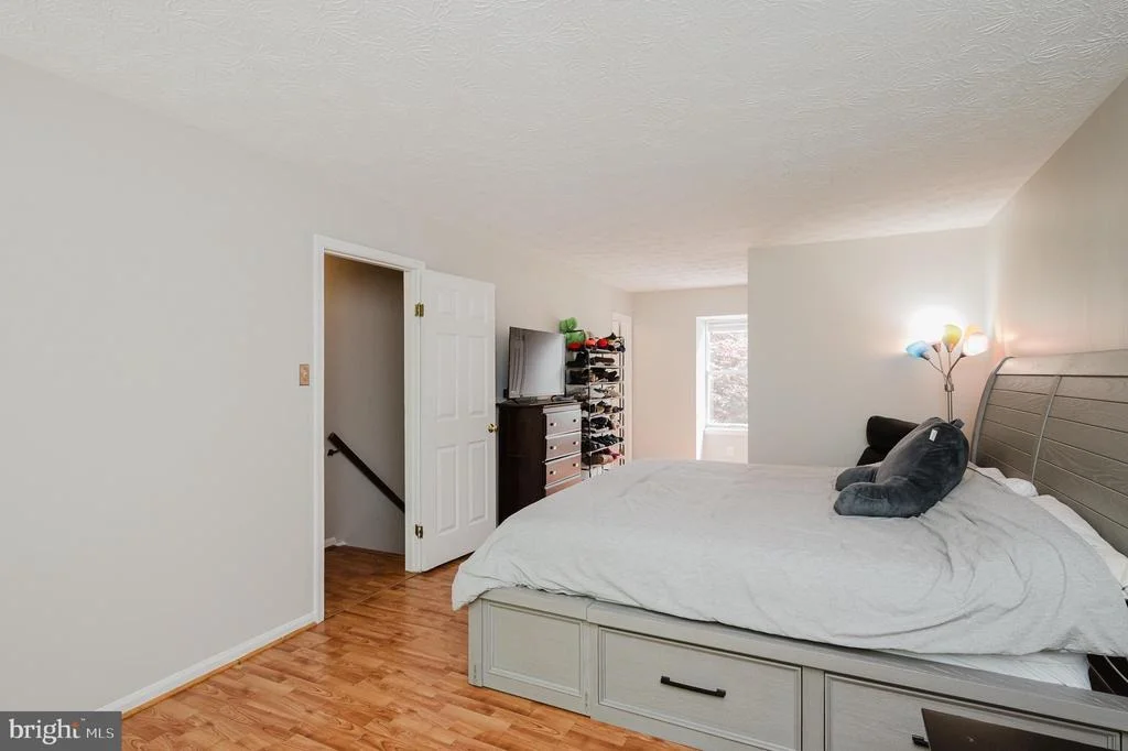 Photo of 414 ABBEY CIRCLE