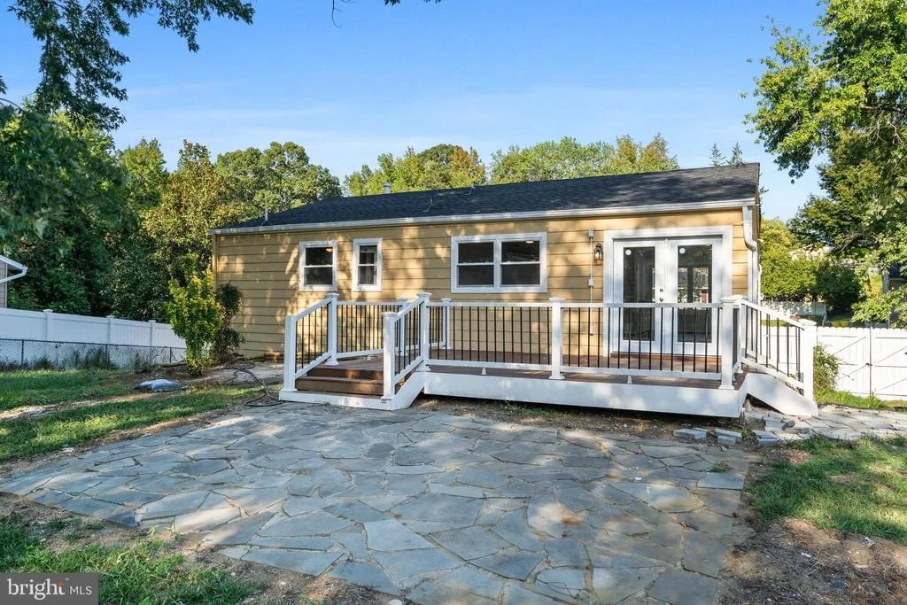Photo of 3024 TARPON ROAD