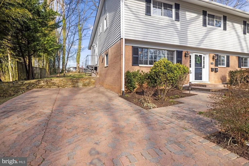 Photo of 7716 BEECH TREE ROAD