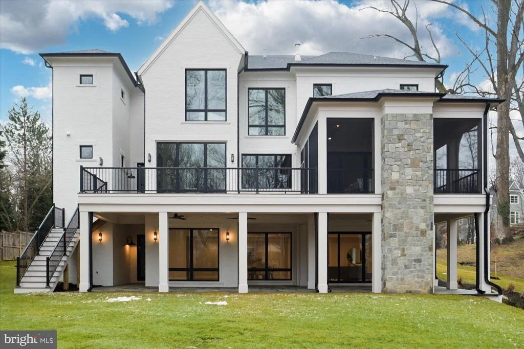 Photo of 7008 ARBOR LANE