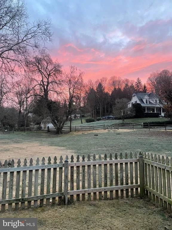 Photo of 1500 WILLOW AVENUE