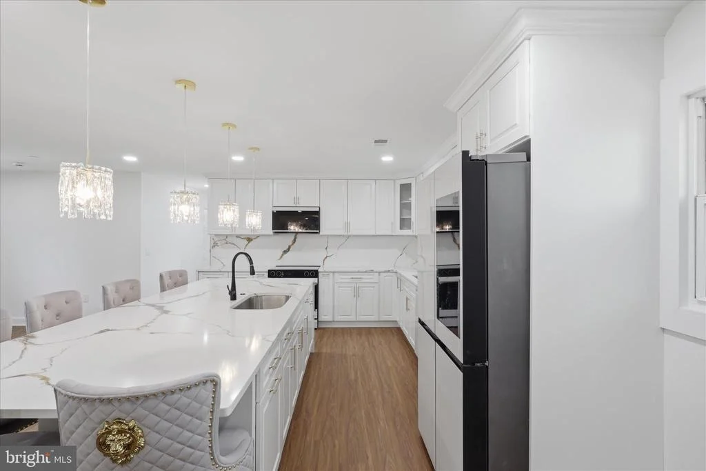 Photo of 10501 BEECHWOOD DRIVE