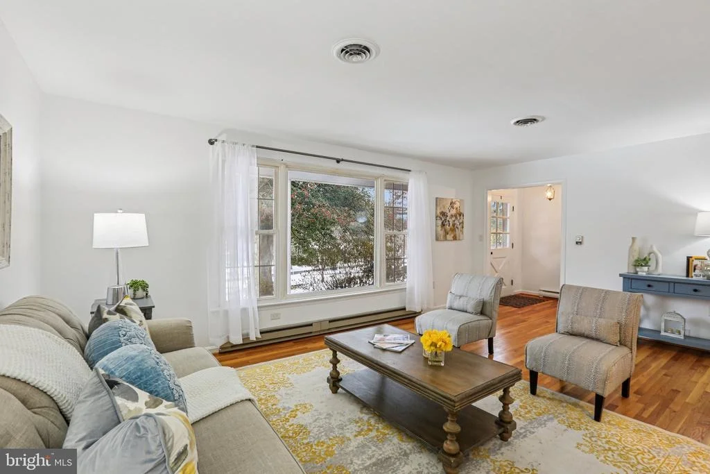Photo of 24140 DOREEN DRIVE