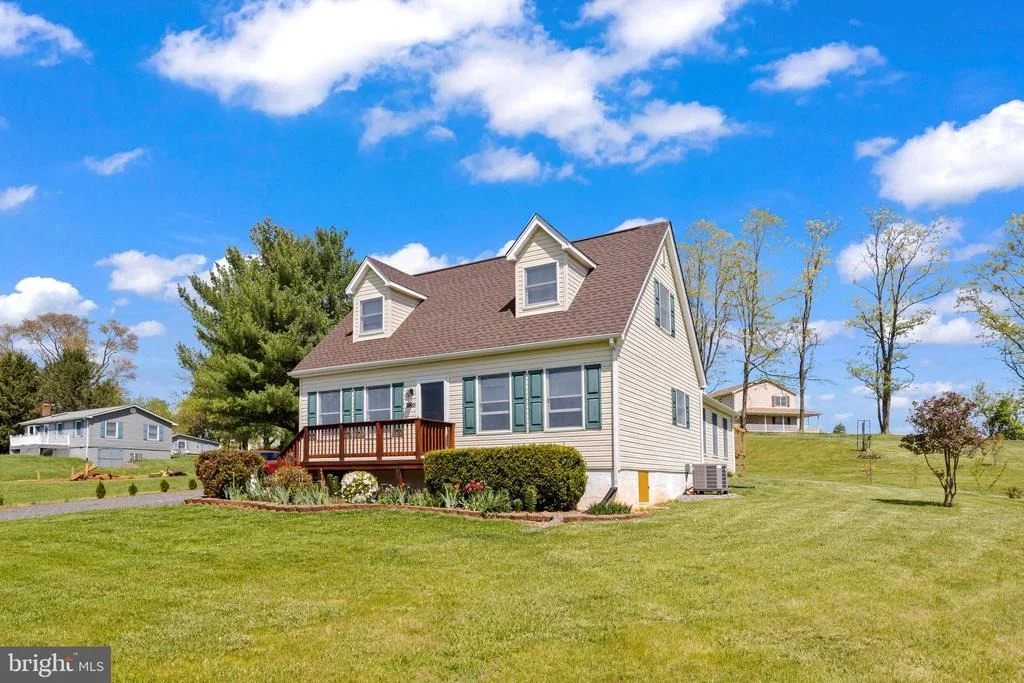 Photo of 17059 WILLOW CREEK LANE