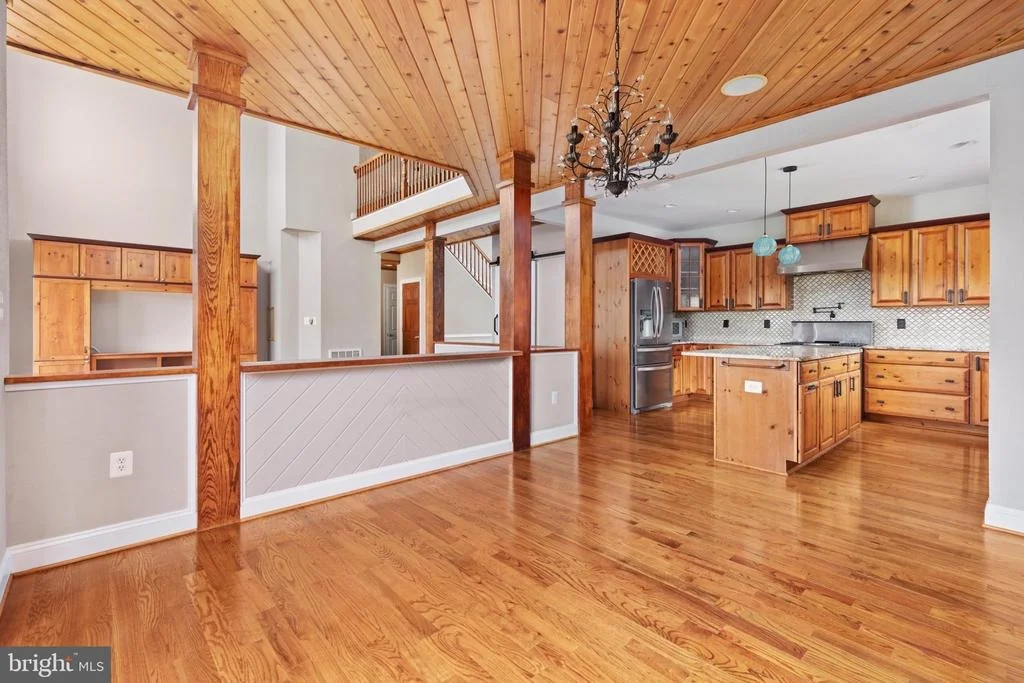 Photo of 111 WATERSIDE LANE
