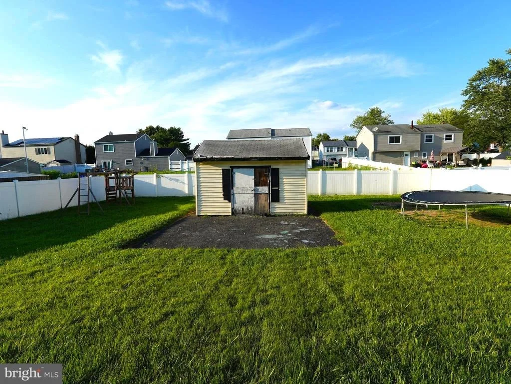 Photo of 408 JENNIFER LANE