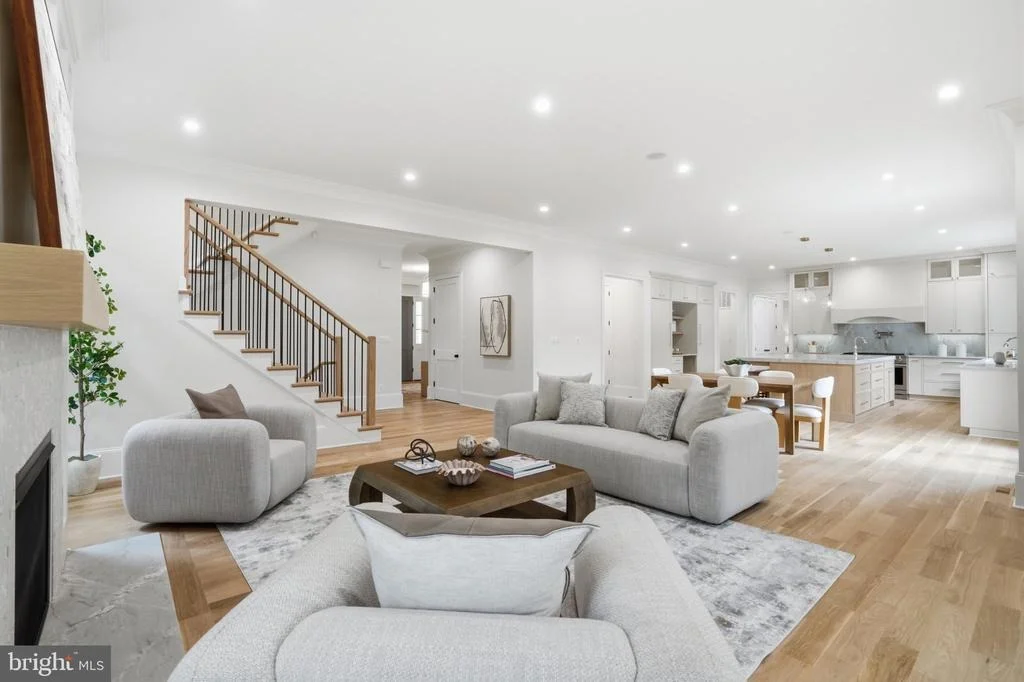 Photo of 1142 CAMERON ROAD