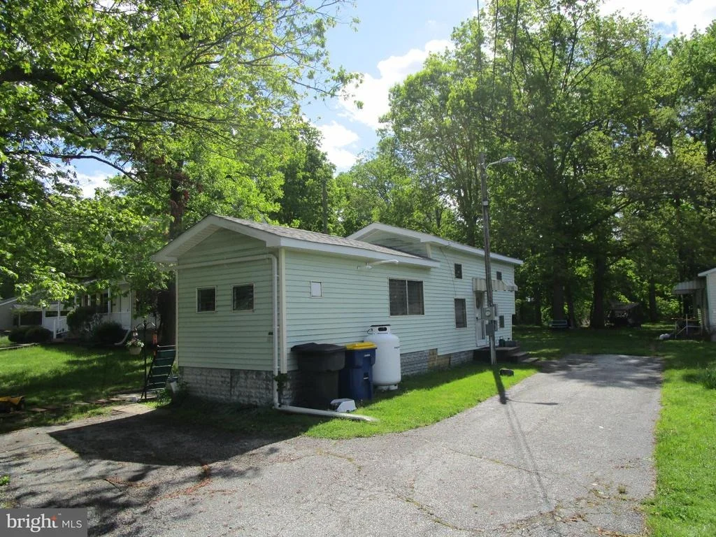 Photo of 2434 WHITE OAK