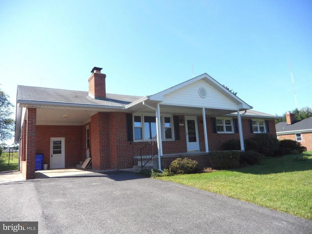 Photo of 5976 GROVE HILL ROAD