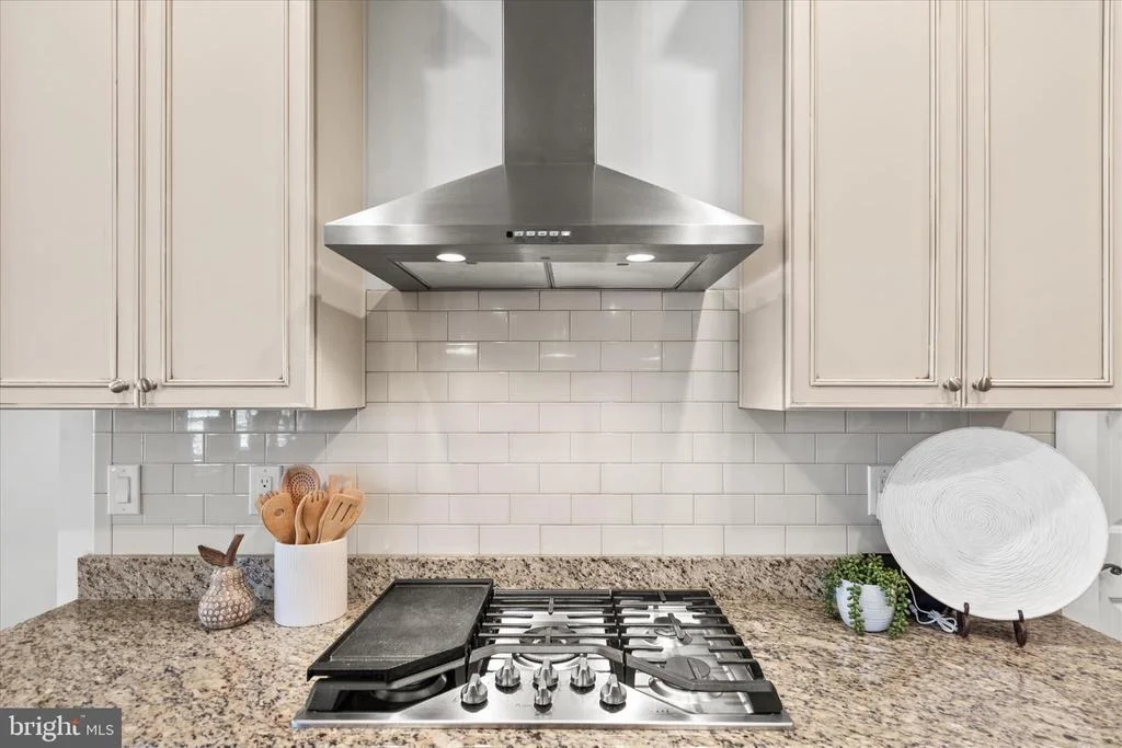 Photo of 25016 TANNIN CIRCLE