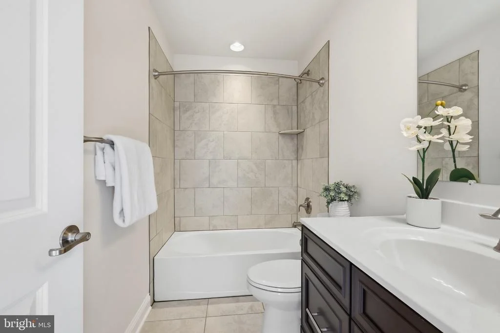 Photo of 7130 BANBURY DRIVE