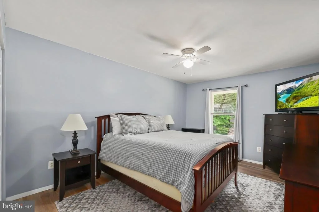 Photo of 16008 FAIRWAY DRIVE