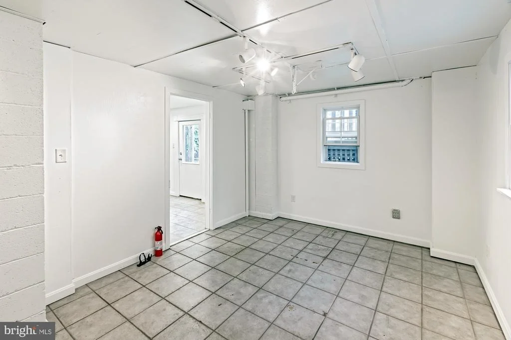 Photo of 606 KINGS HIGHWAY