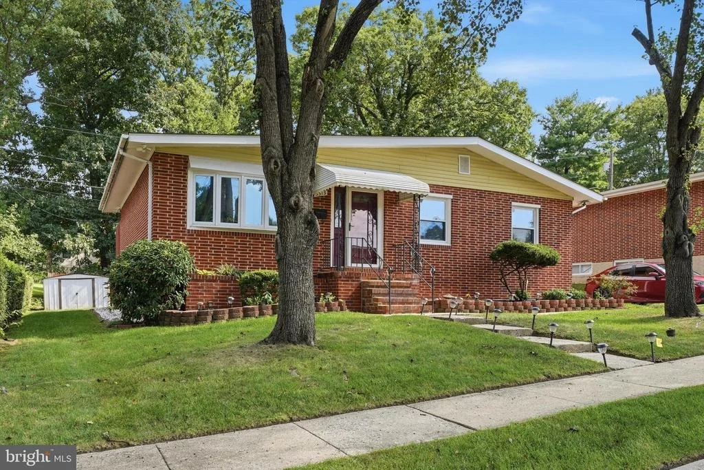 Photo of 3313 WOODRIPPLE ROAD