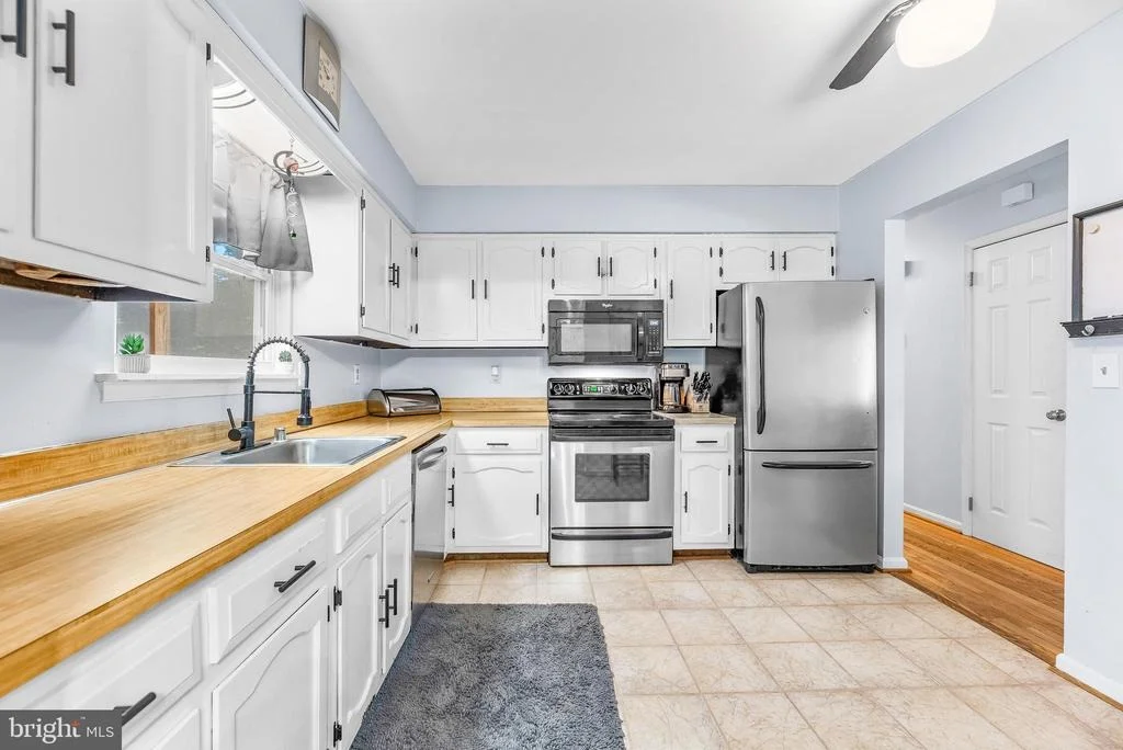 Photo of 1146 CALVERT BEACH ROAD
